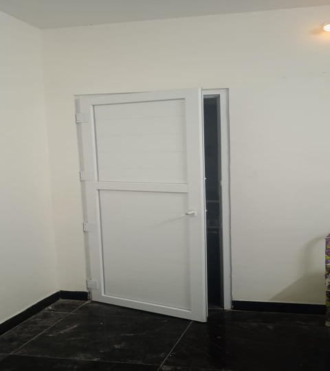 UPVC Comercial Door